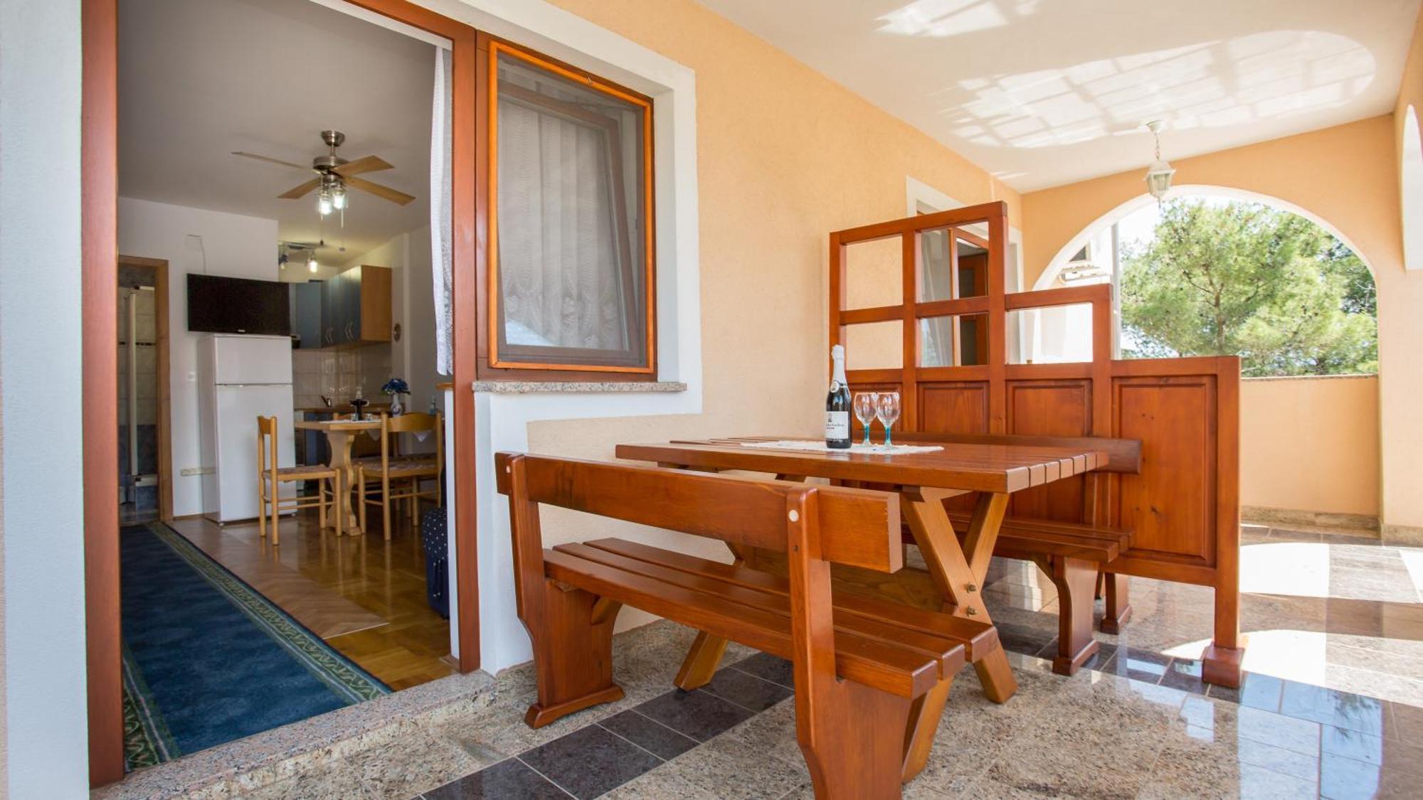 Apartment Branko シロ 部屋 写真