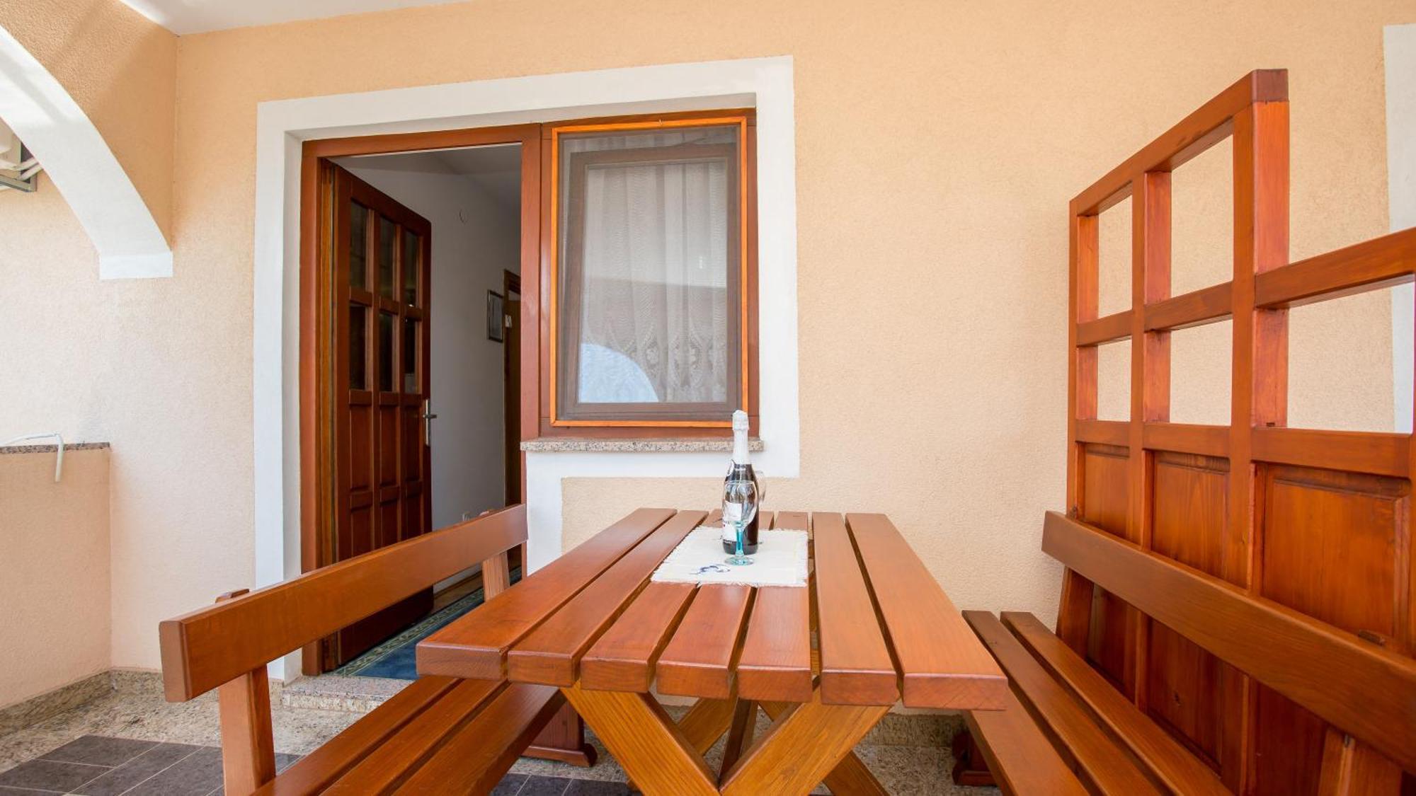 Apartment Branko シロ 部屋 写真